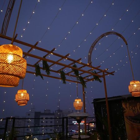 Hotel Silkhouse Premier Danapur Luaran gambar