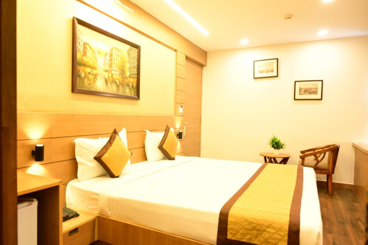 Hotel Silkhouse Premier Danapur Luaran gambar
