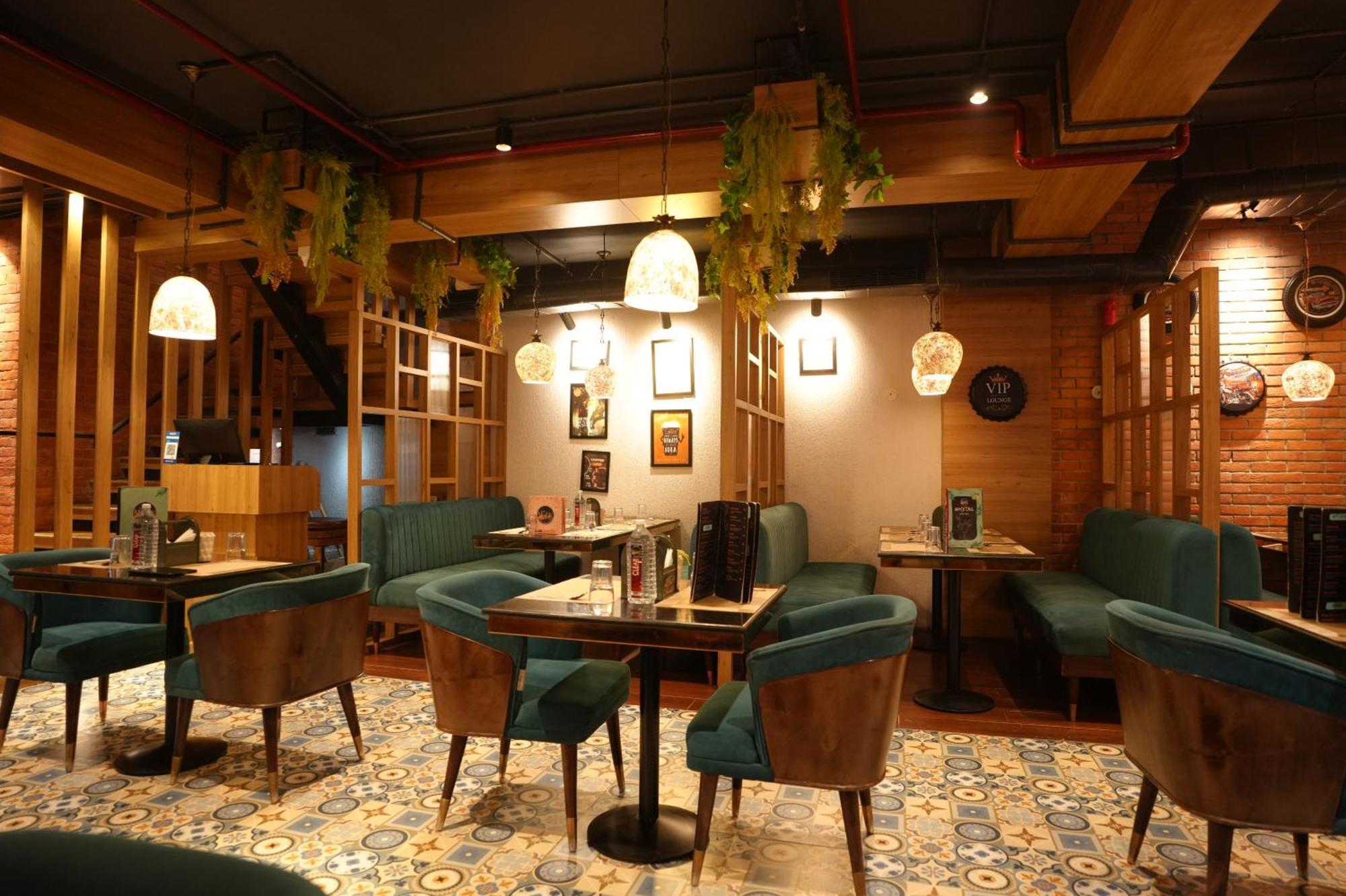 Hotel Silkhouse Premier Danapur Luaran gambar